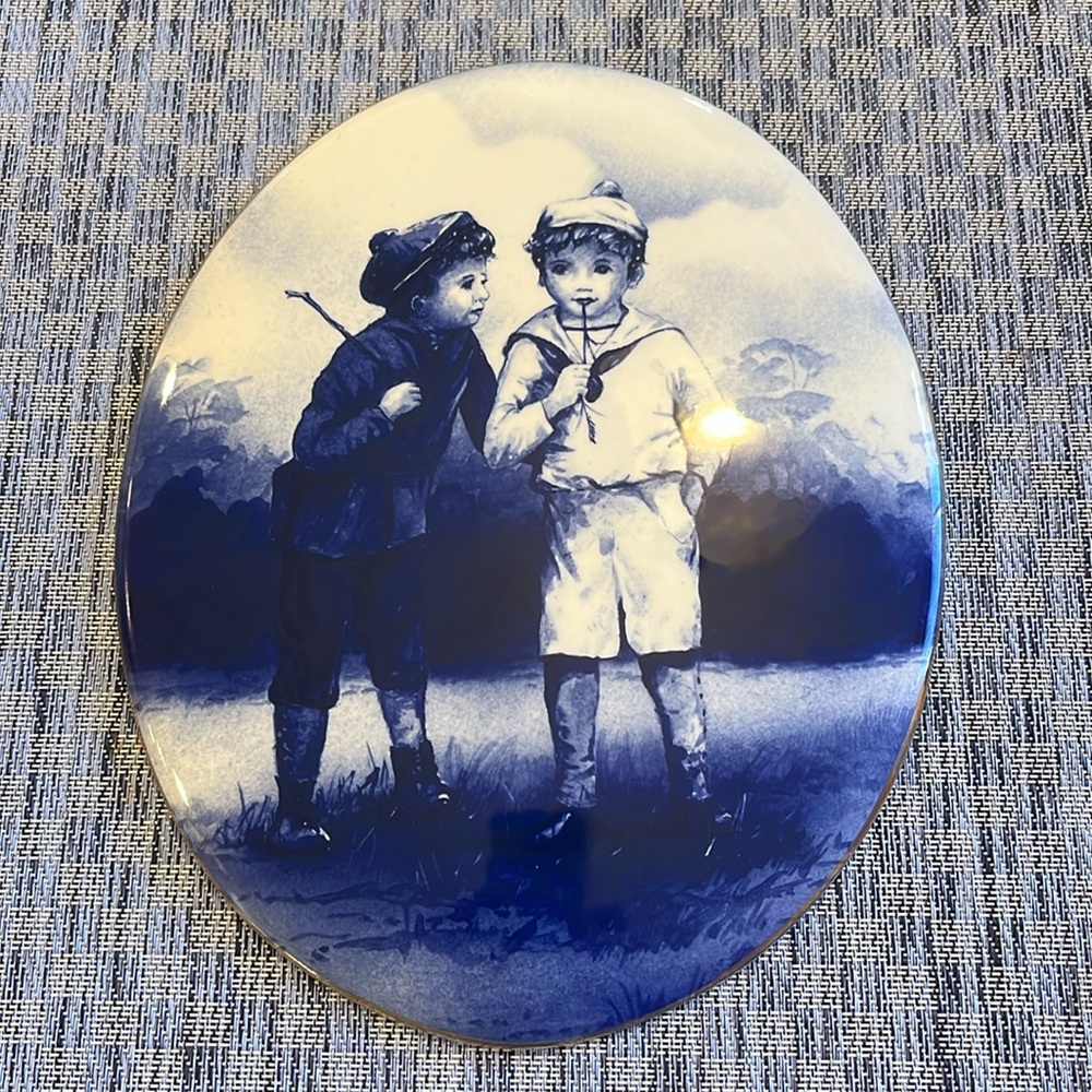 Vintage DJC Collectibles plaque